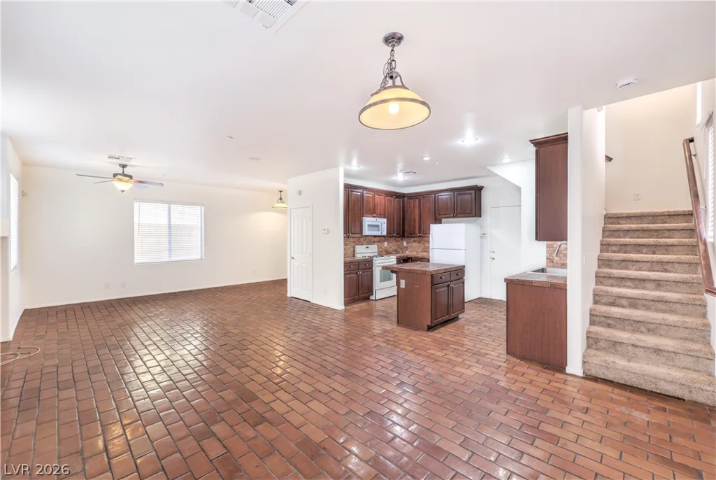 8928 NAUTILUS VISTA, Las Vegas, NV 89149