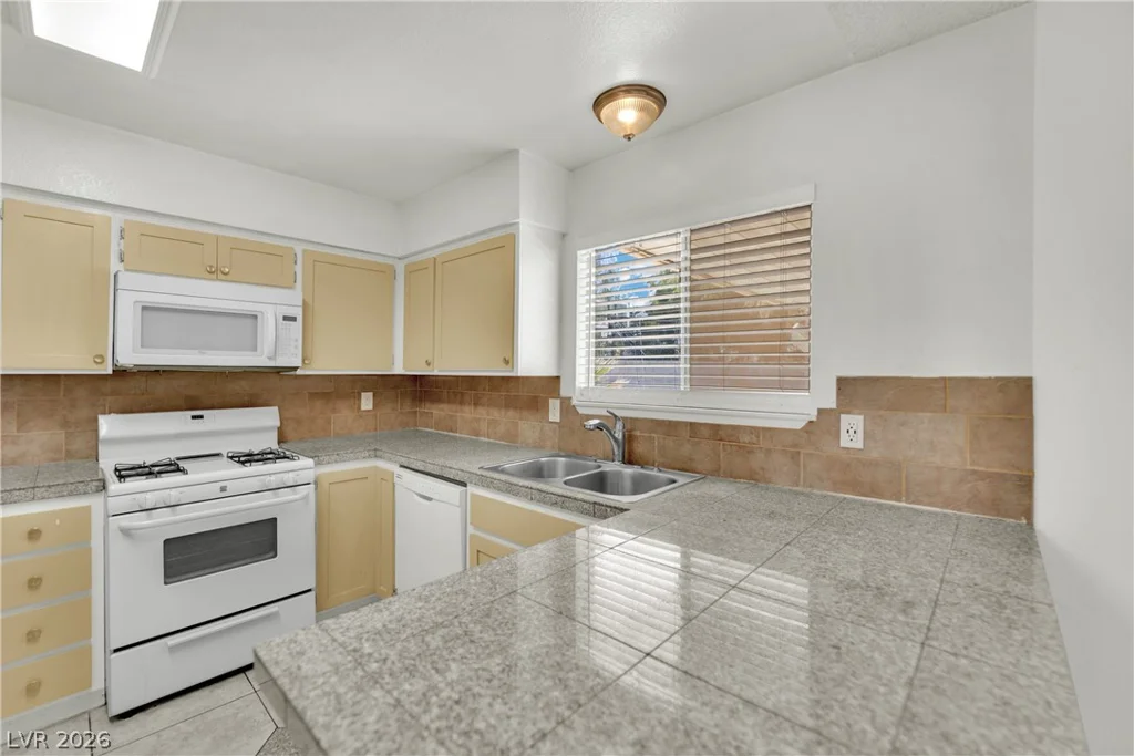 2403 Bonita, Henderson, NV 89014