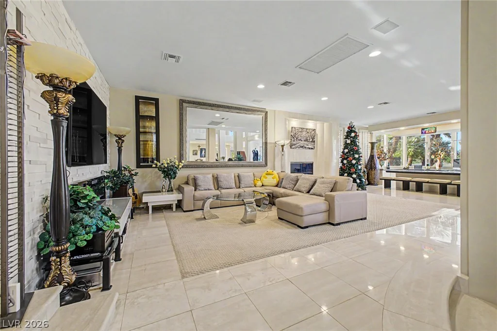 46 Gulf Stream, Las Vegas, NV 89113