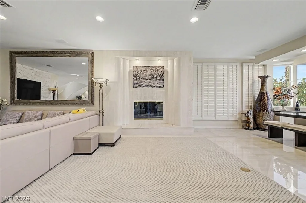 46 Gulf Stream, Las Vegas, NV 89113