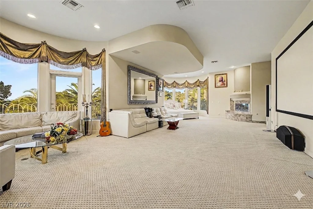 46 Gulf Stream, Las Vegas, NV 89113