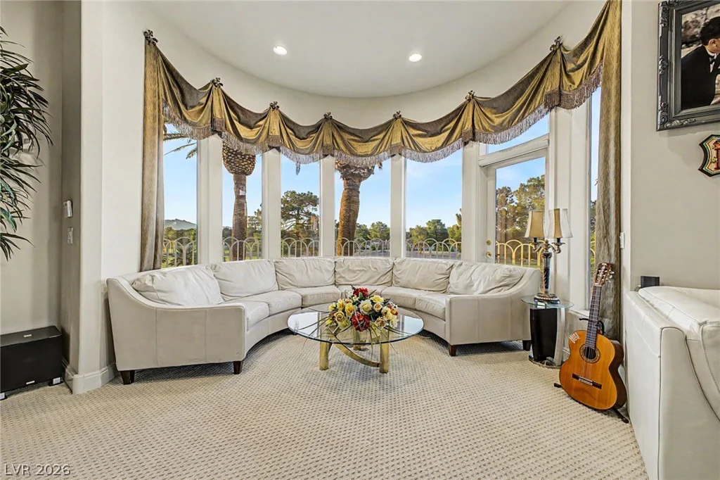 46 Gulf Stream, Las Vegas, NV 89113