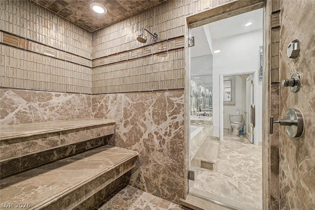 46 Gulf Stream, Las Vegas, NV 89113