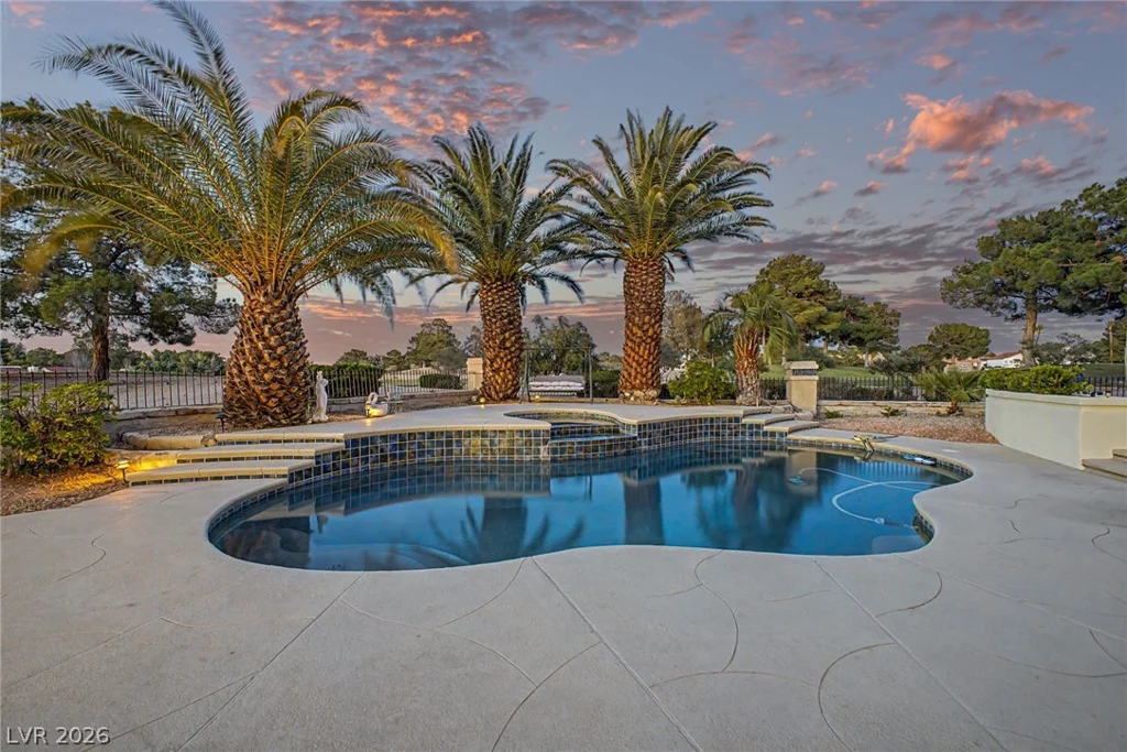 46 Gulf Stream, Las Vegas, NV 89113