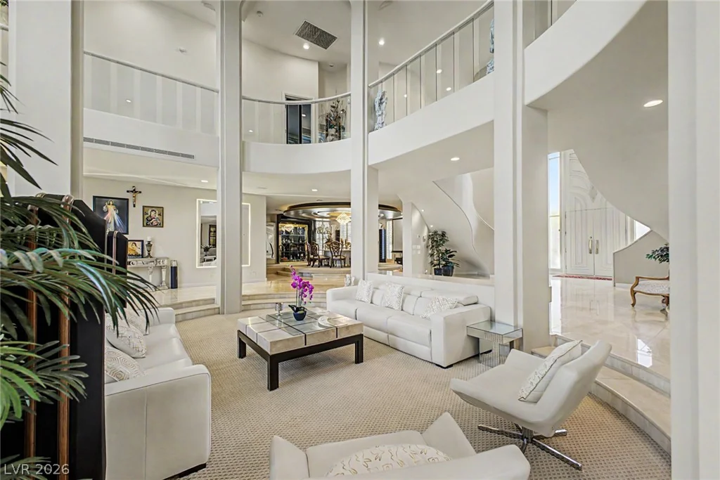 46 Gulf Stream, Las Vegas, NV 89113