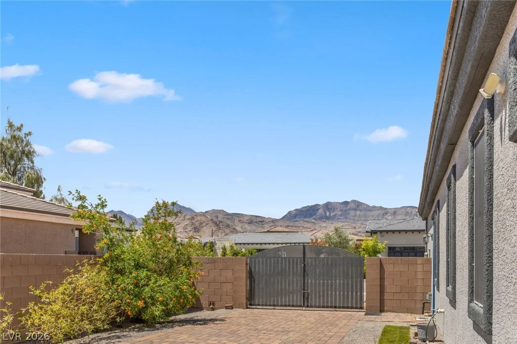 6080 Conquistador, Las Vegas, NV 89149