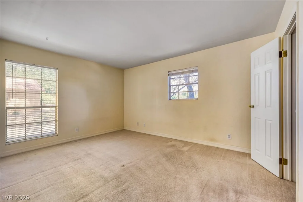 3173 Pinehurst, Las Vegas, NV 89109