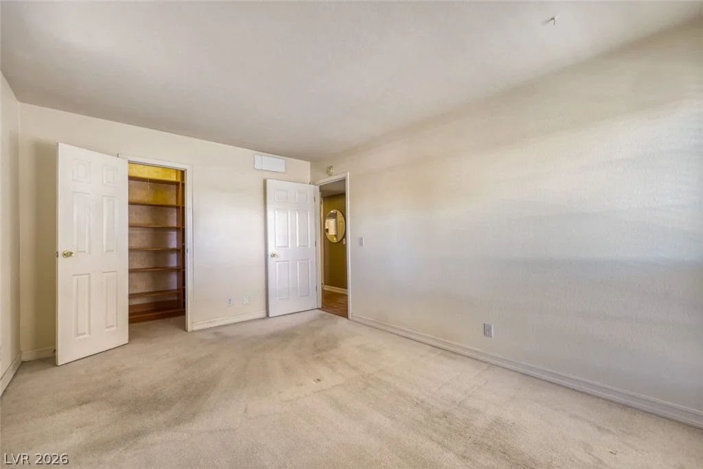 3173 Pinehurst, Las Vegas, NV 89109