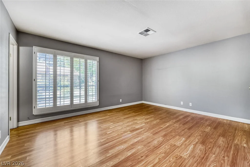 3173 Pinehurst, Las Vegas, NV 89109