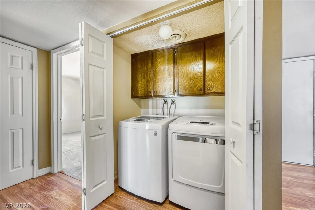 3173 Pinehurst, Las Vegas, NV 89109