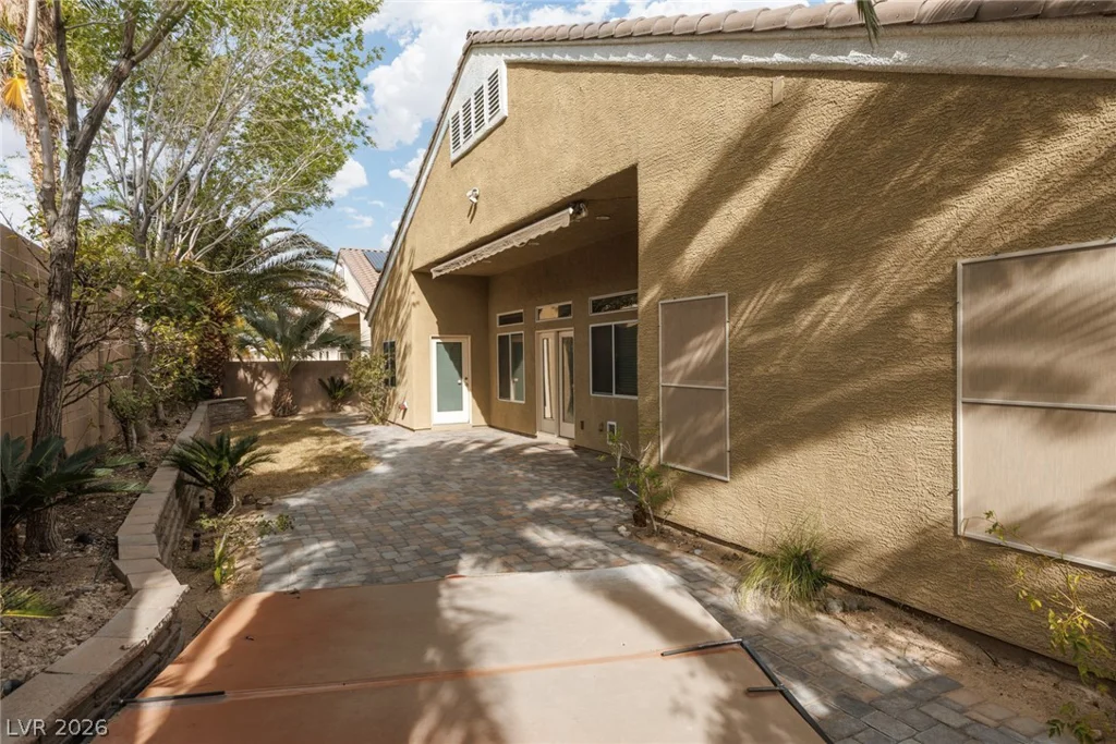 1995 Dakota Lodge, Las Vegas, NV 89123