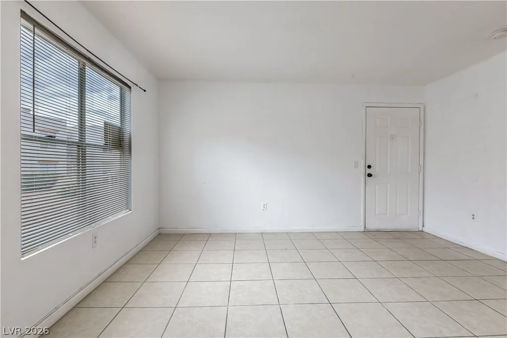 6800 Lake Mead, Las Vegas, NV 89156