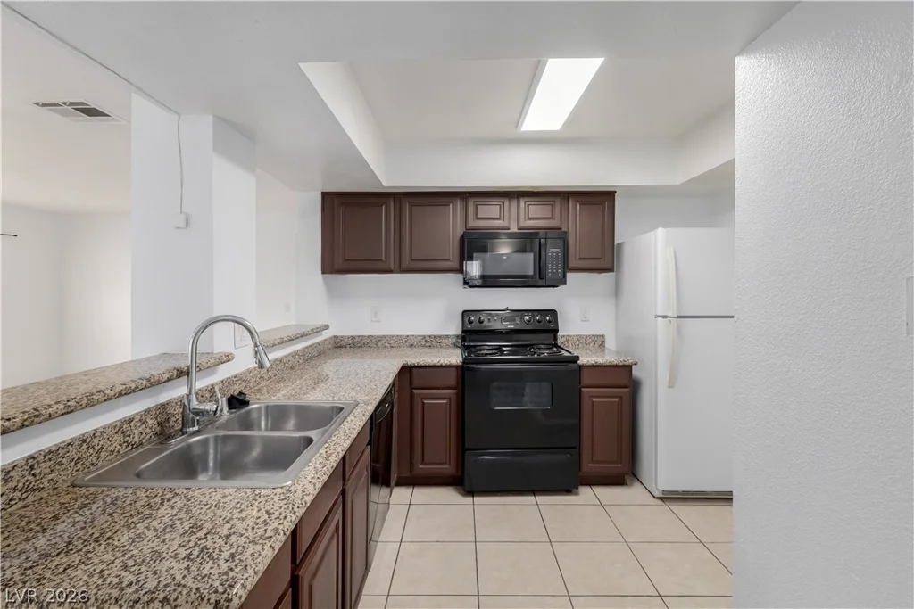 6800 Lake Mead, Las Vegas, NV 89156