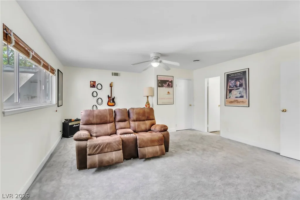 1679 Raindance, Las Vegas, NV 89169