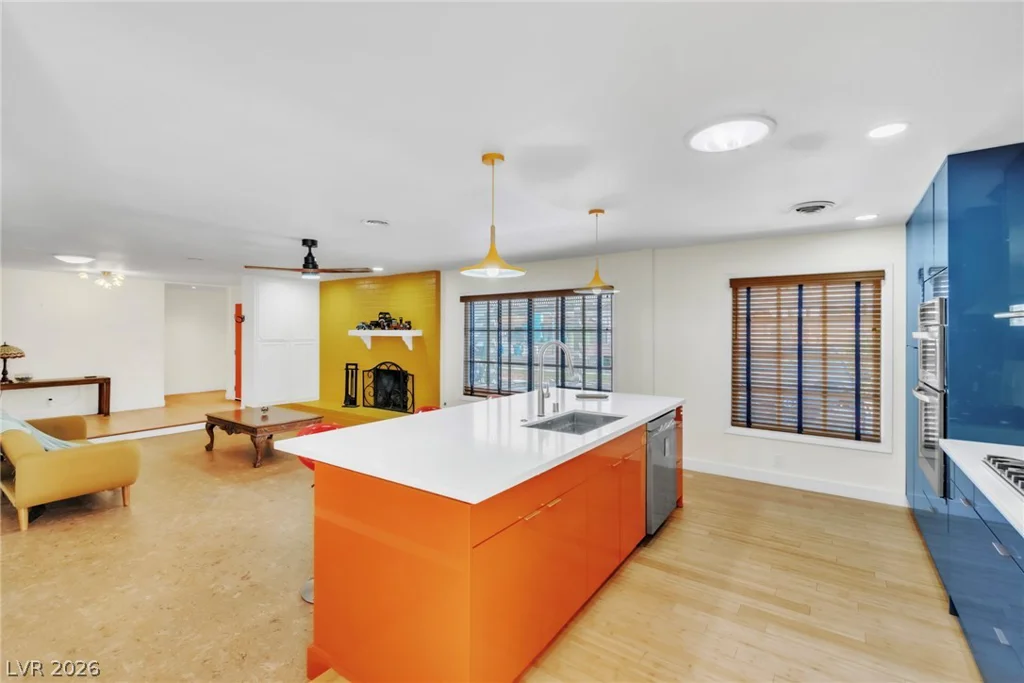 1679 Raindance, Las Vegas, NV 89169