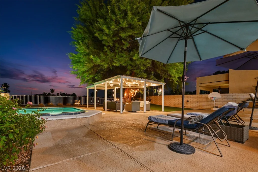 2442 Legacy Island, Henderson, NV 89074
