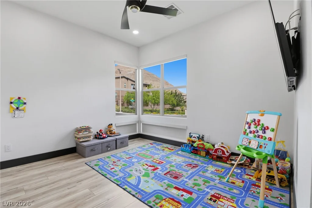 6880 Equinox Cliff, Las Vegas, NV 89135
