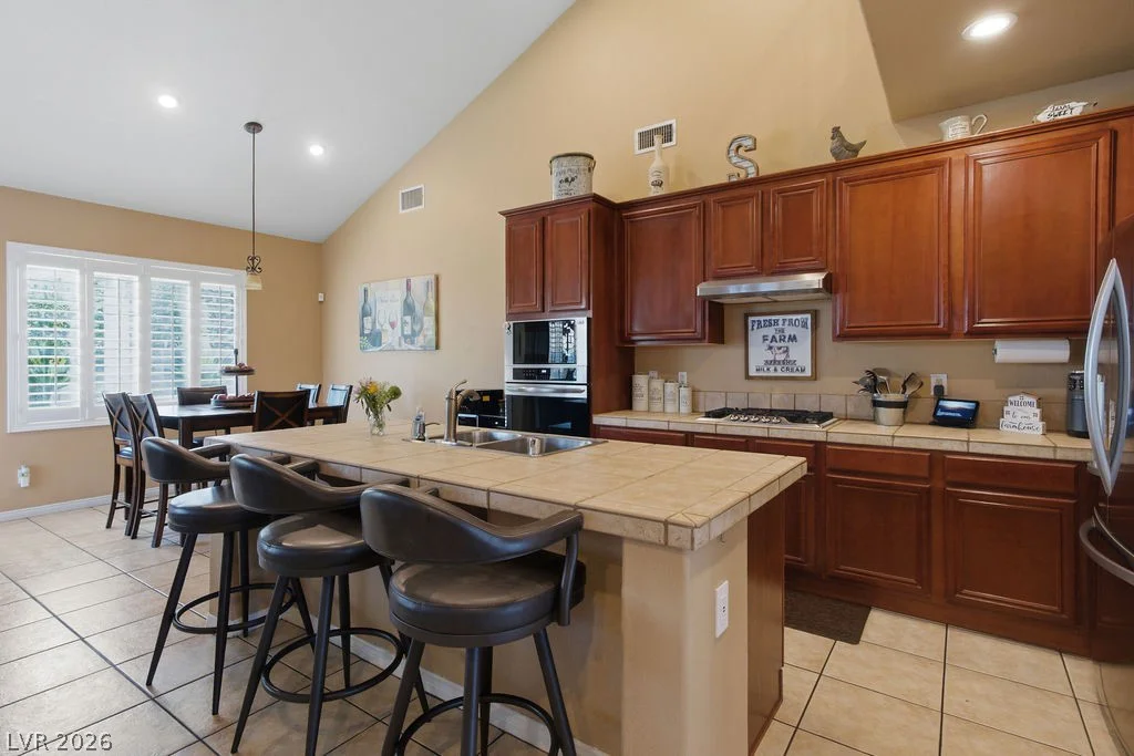7901 Brent Leaf, Las Vegas, NV 89131
