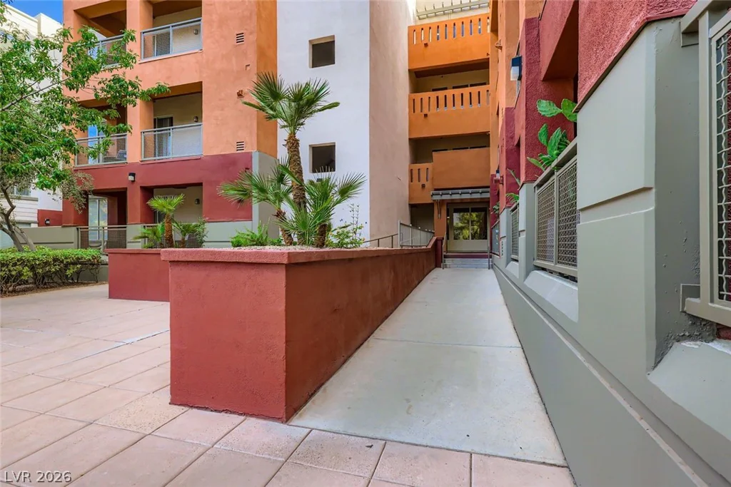 39 Agate, Las Vegas, NV 89123