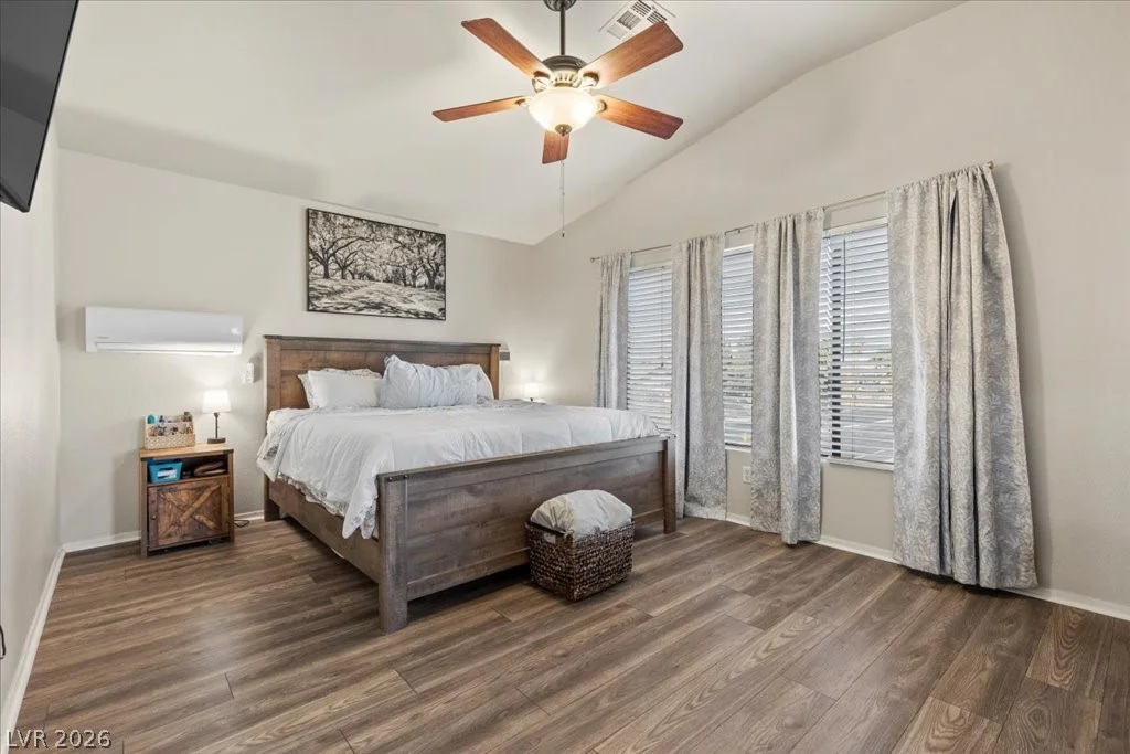 4512 Long Horse, Las Vegas, NV 89147