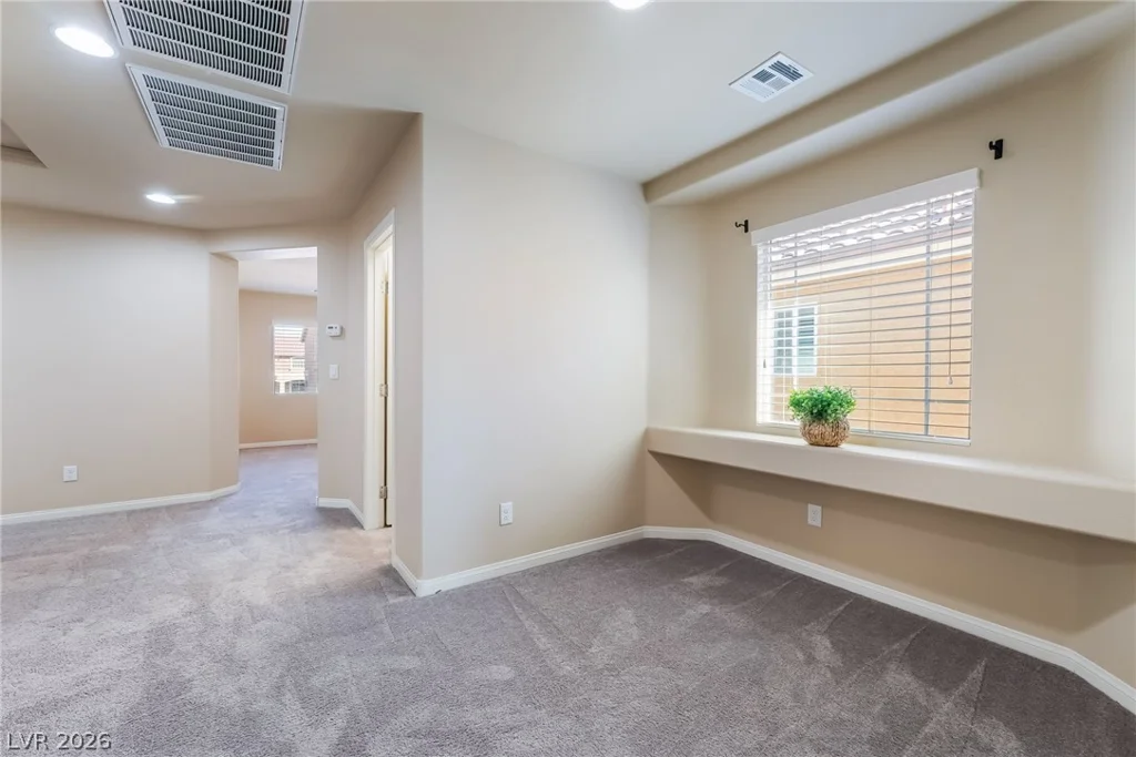 8202 Dover Canyon, Las Vegas, NV 89139