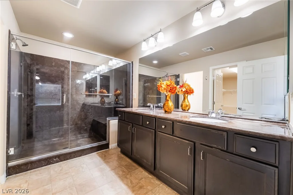 8202 Dover Canyon, Las Vegas, NV 89139