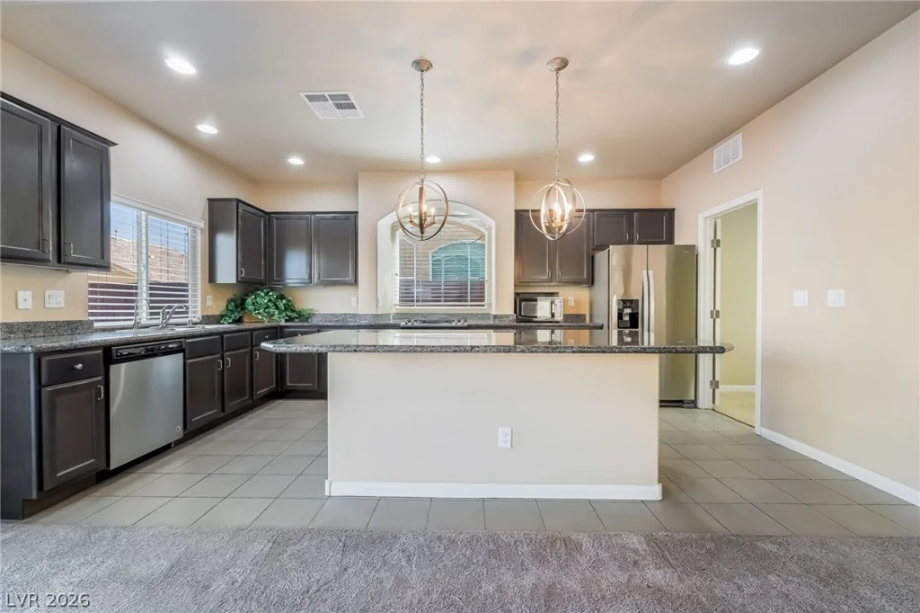 8202 Dover Canyon, Las Vegas, NV 89139