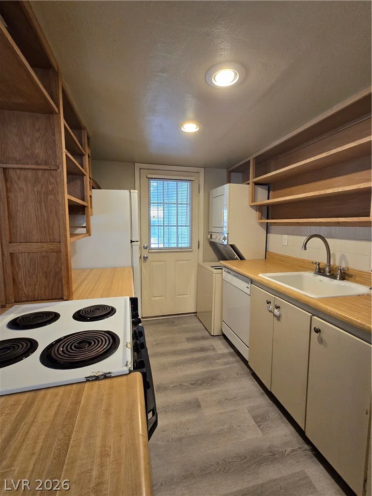 1452 Dorothy, Las Vegas, NV 89119