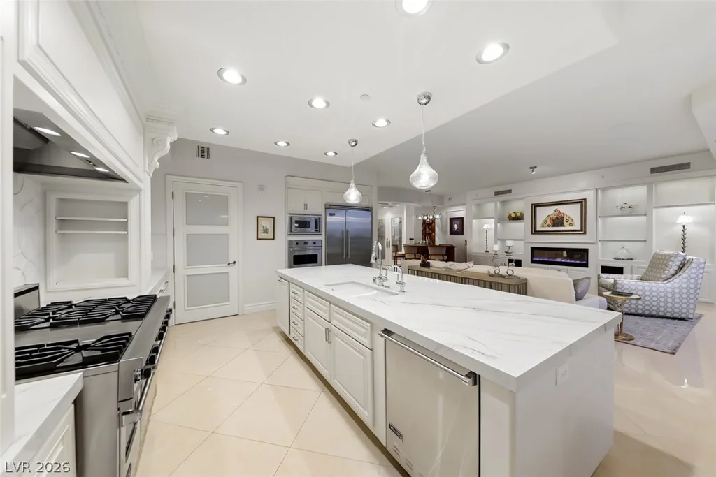 9101 Alta, Las Vegas, NV 89145