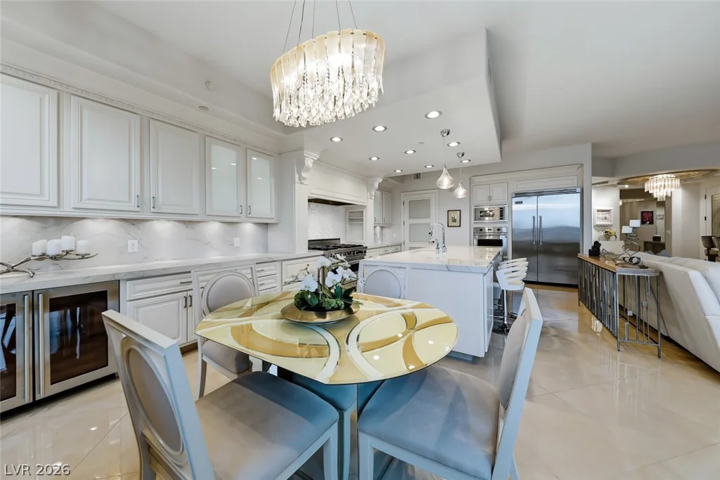 9101 Alta, Las Vegas, NV 89145