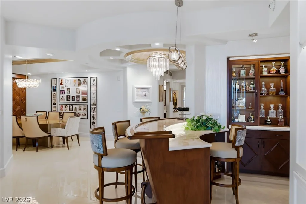 9101 Alta, Las Vegas, NV 89145