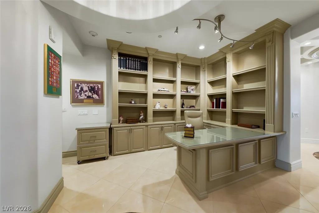 9101 Alta, Las Vegas, NV 89145