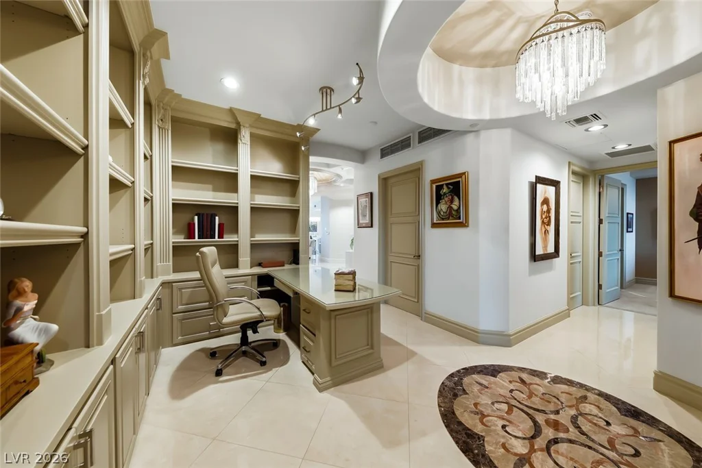 9101 Alta, Las Vegas, NV 89145