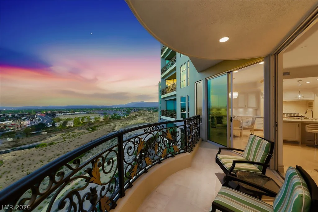 9101 Alta, Las Vegas, NV 89145