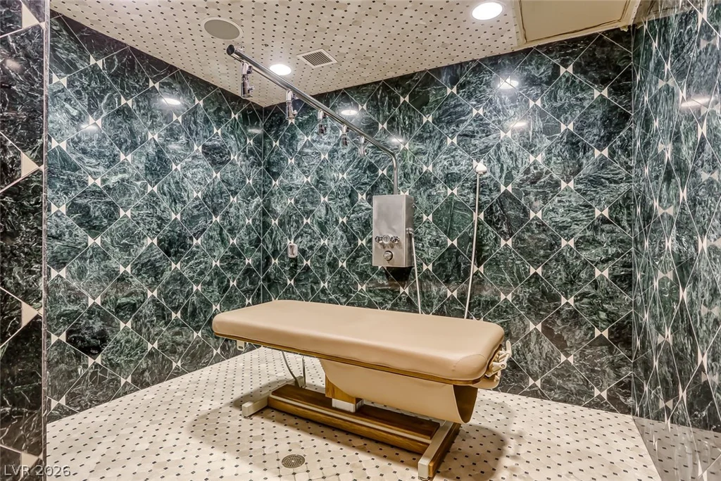 9101 Alta, Las Vegas, NV 89145
