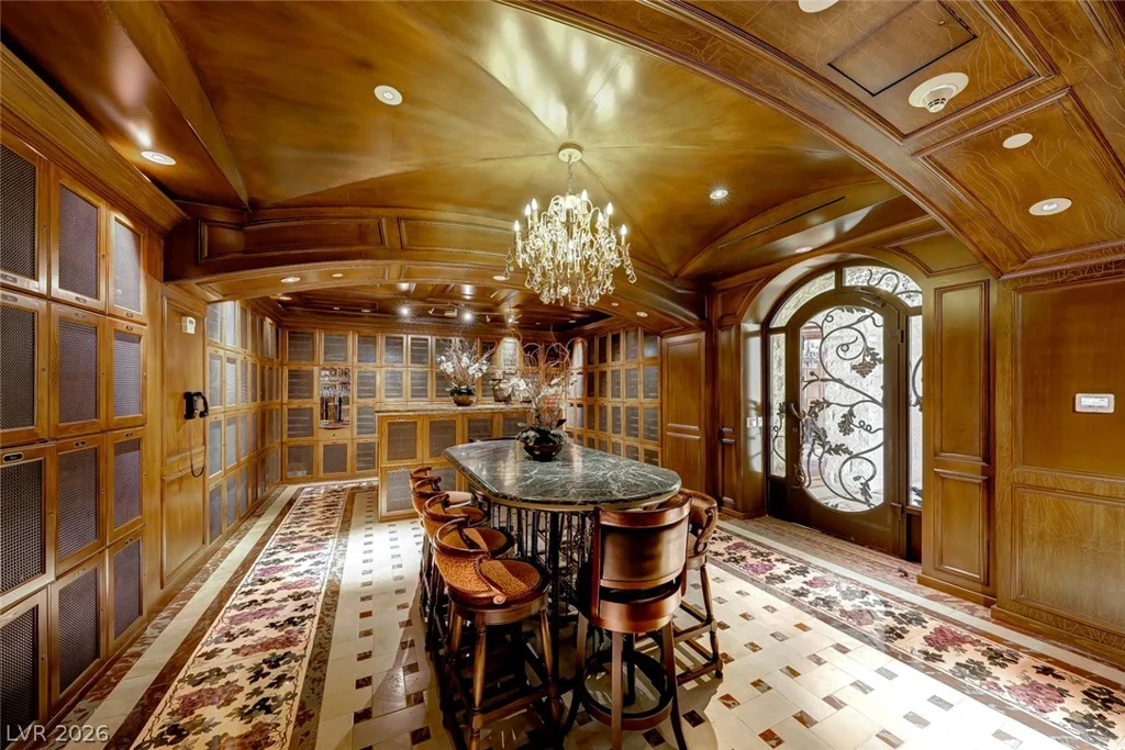 9101 Alta, Las Vegas, NV 89145