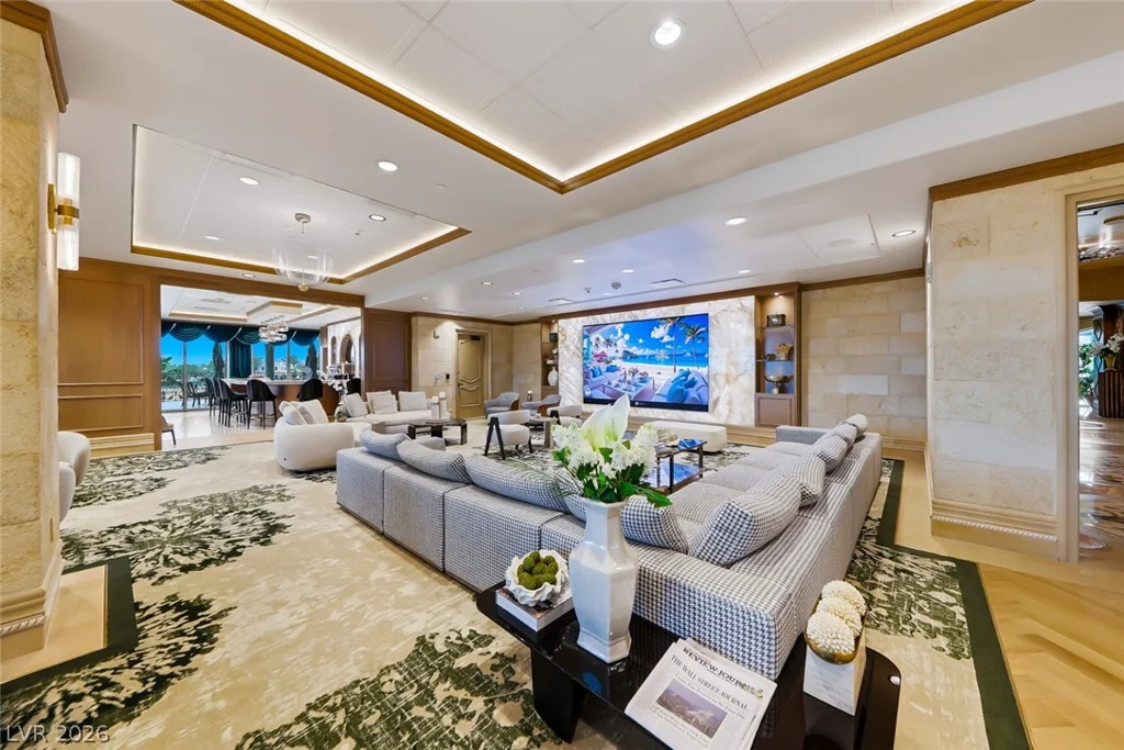 9101 Alta, Las Vegas, NV 89145
