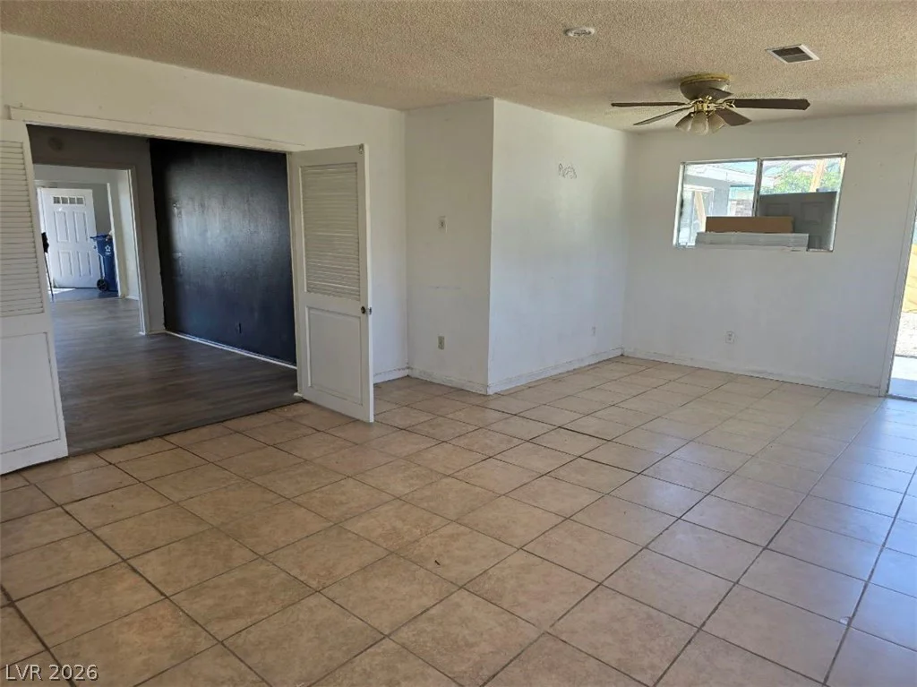 708 Veronica, North Las Vegas, NV 89030