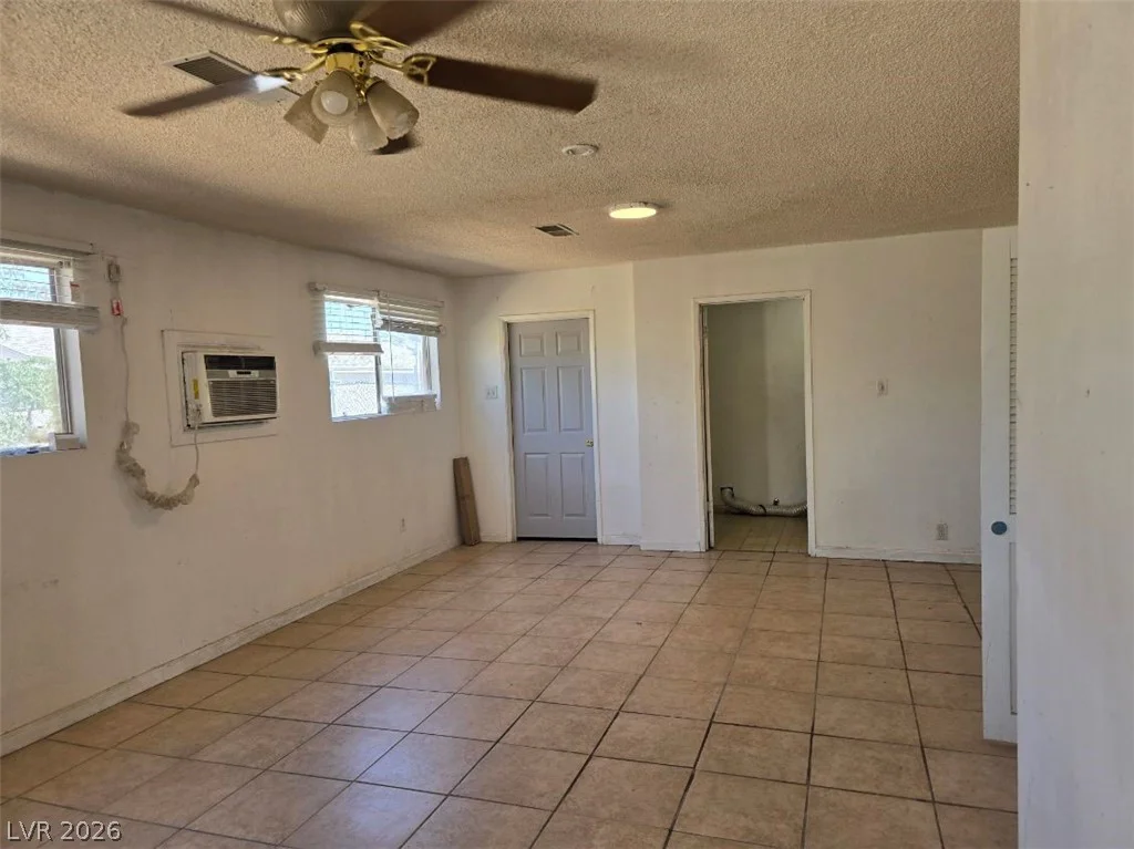 708 Veronica, North Las Vegas, NV 89030