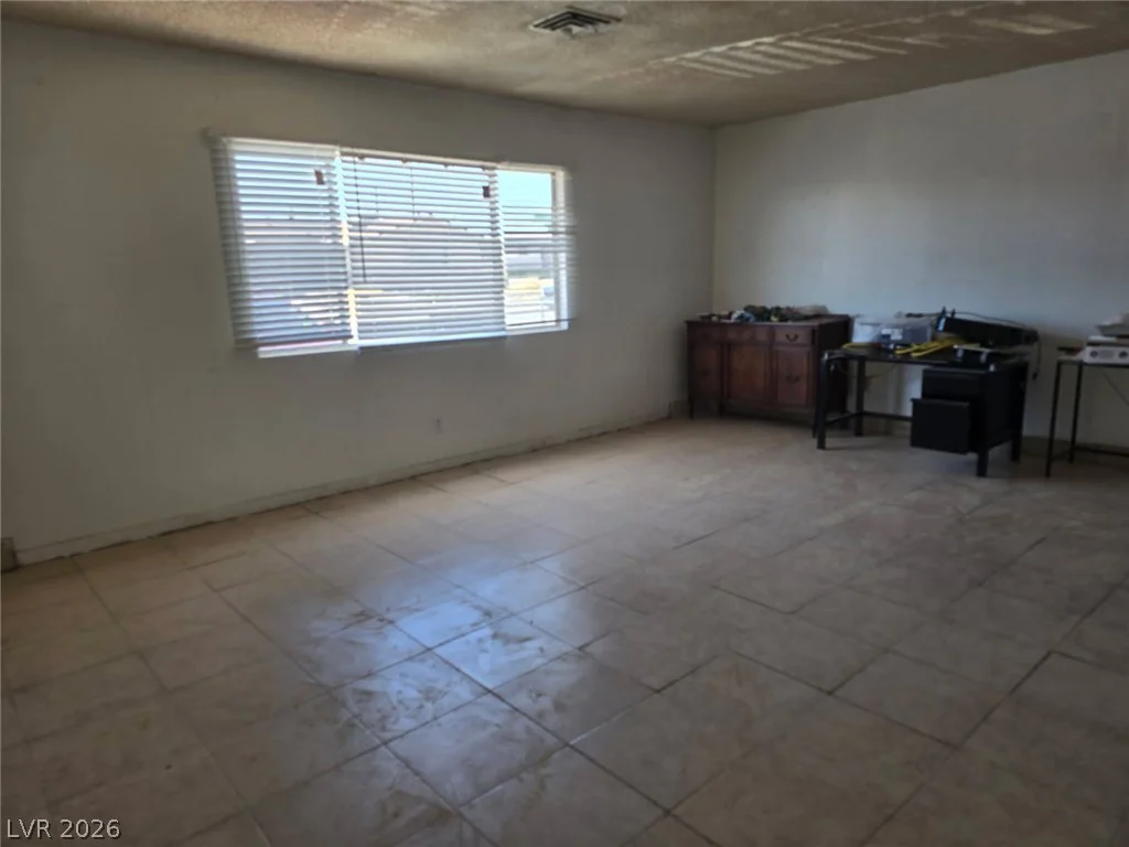 708 Veronica, North Las Vegas, NV 89030