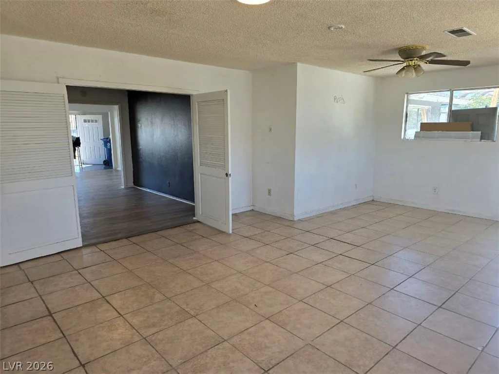 708 Veronica, North Las Vegas, NV 89030