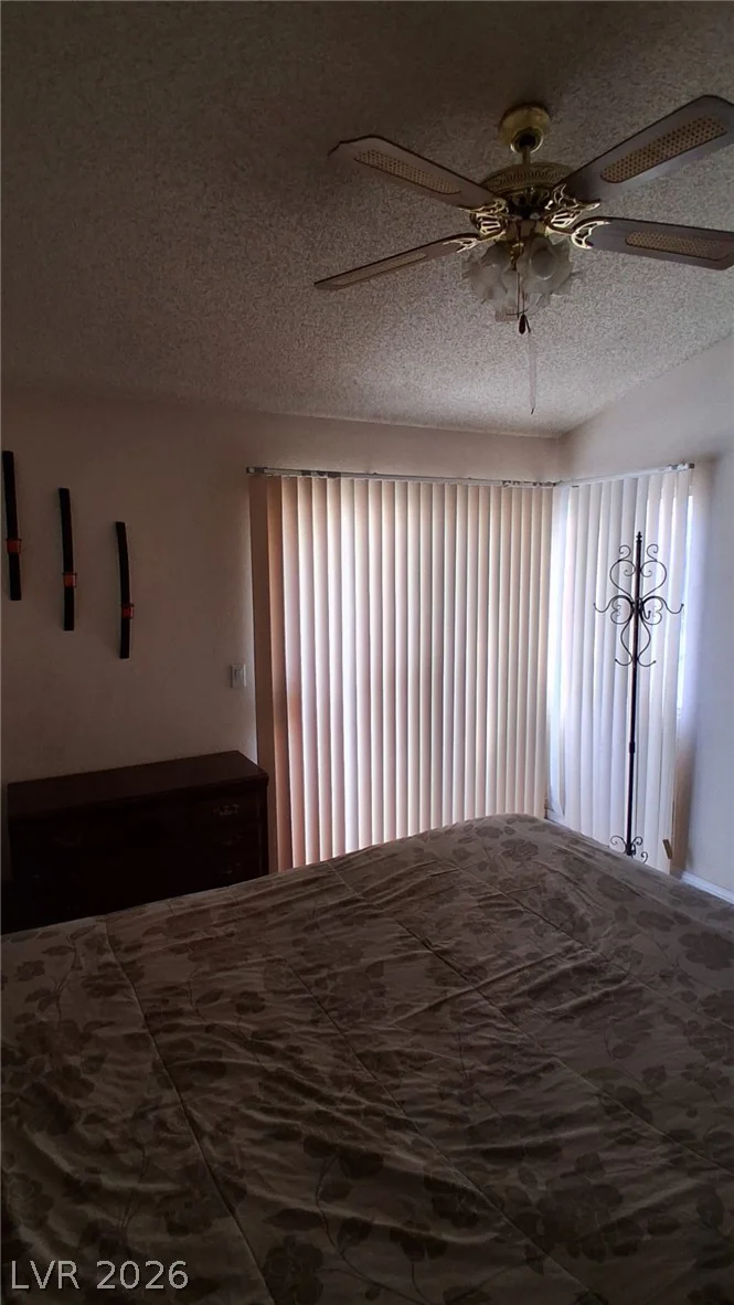 5632 Vineyard, Las Vegas, NV 89110