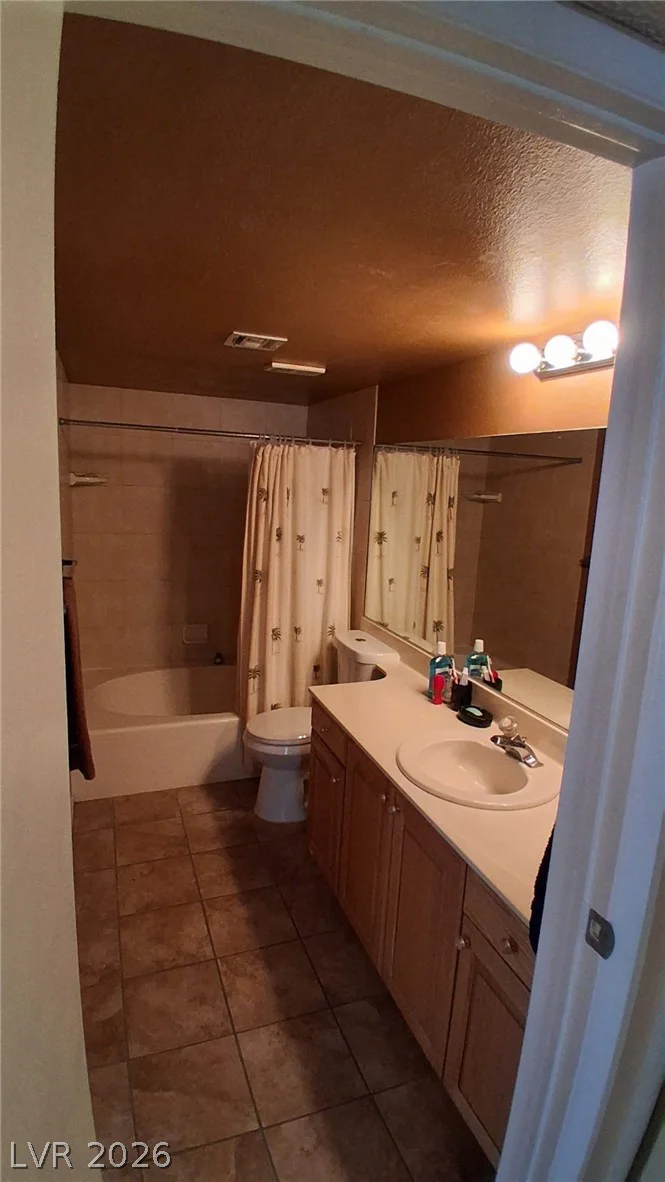 5632 Vineyard, Las Vegas, NV 89110