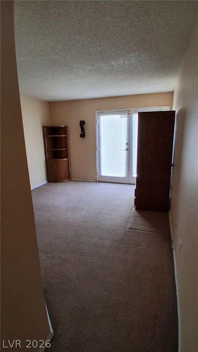 5632 Vineyard, Las Vegas, NV 89110