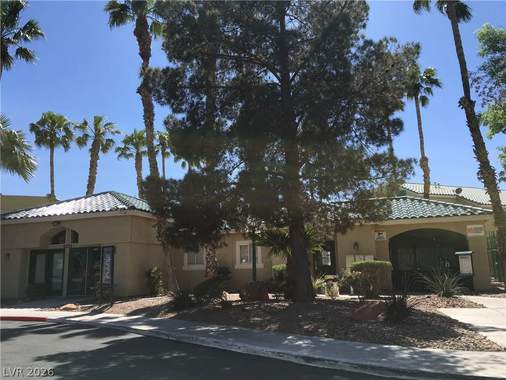 1533 Linnbaker, Las Vegas, NV 89110