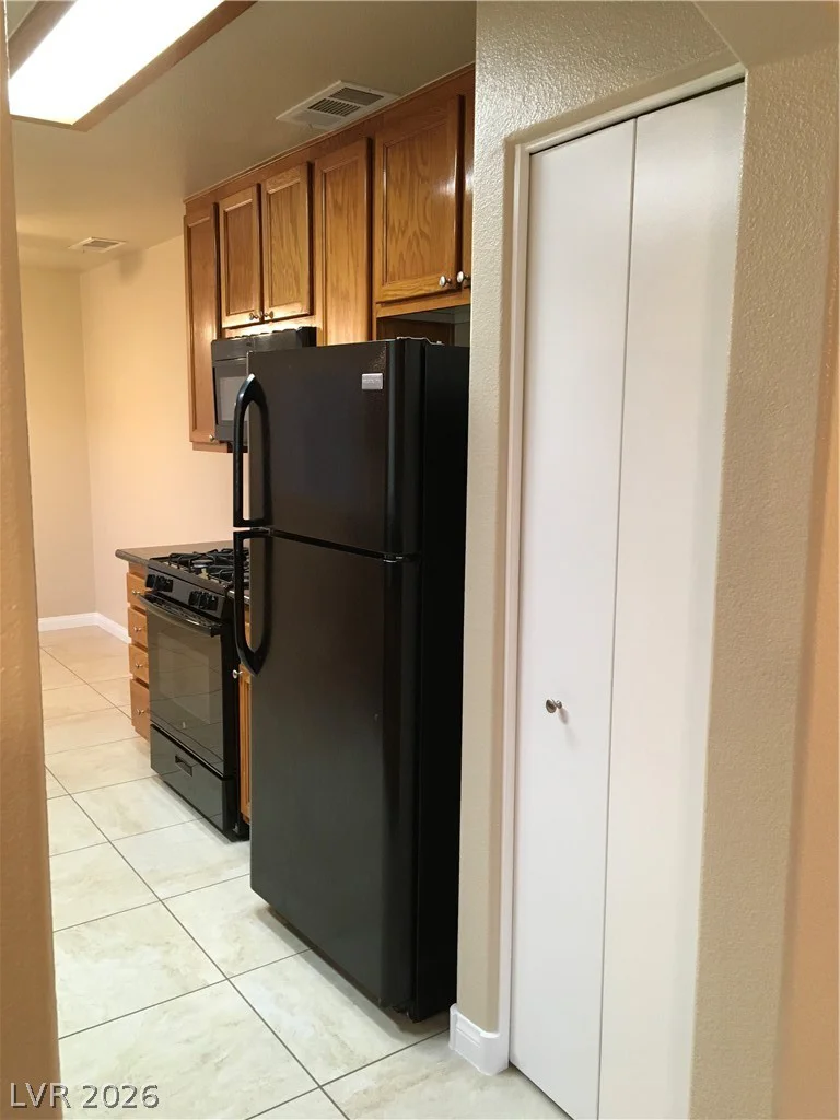 1533 Linnbaker, Las Vegas, NV 89110