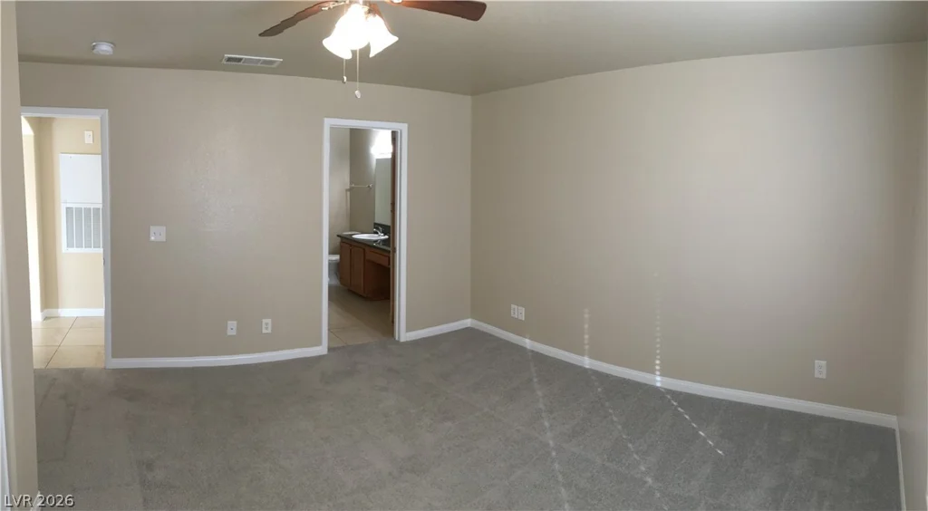 1533 Linnbaker, Las Vegas, NV 89110
