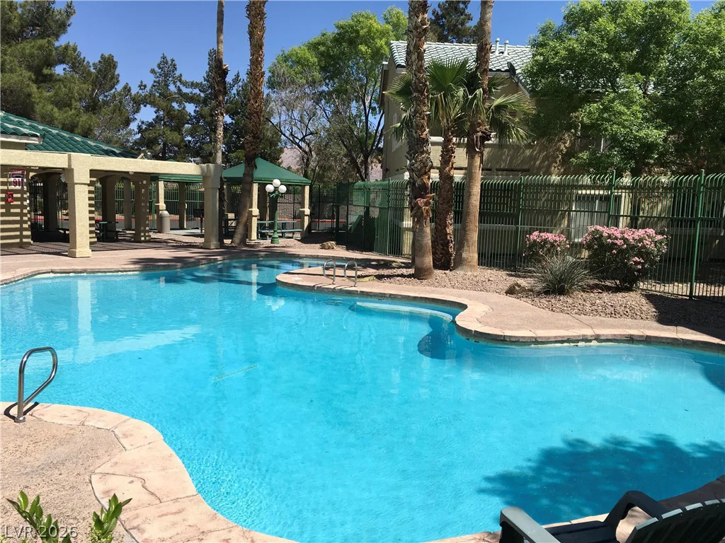 1533 Linnbaker, Las Vegas, NV 89110