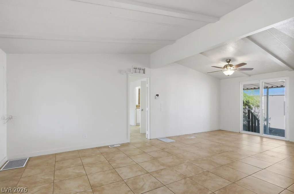 3529 Death Valley, Las Vegas, NV 89122