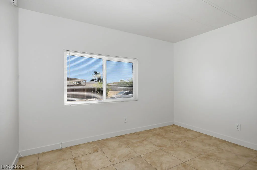 3529 Death Valley, Las Vegas, NV 89122